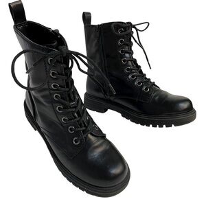 SO Combat Sleek Black Moto Boots NEW Size 6 Lace-Up